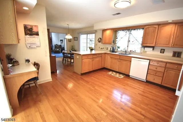 $629,900 | 2215 Apple, Fogelsville, PA 18051