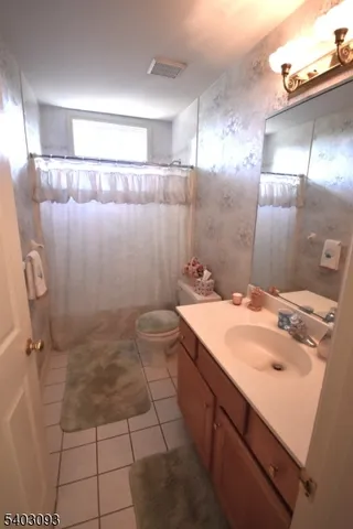 $629,900 | 2215 Apple, Fogelsville, PA 18051