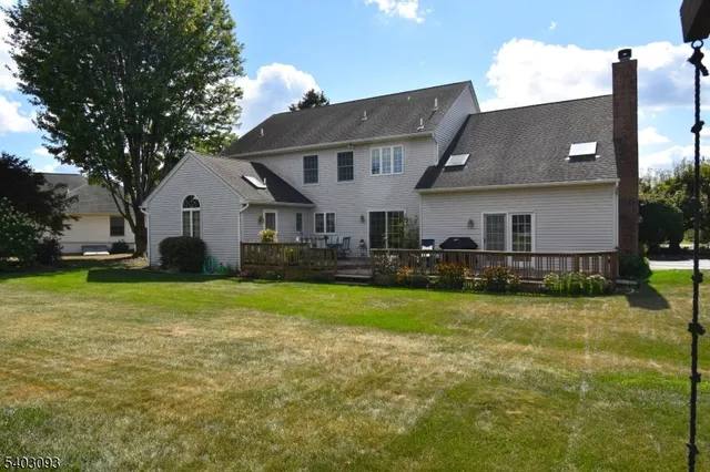 $629,900 | 2215 Apple, Fogelsville, PA 18051