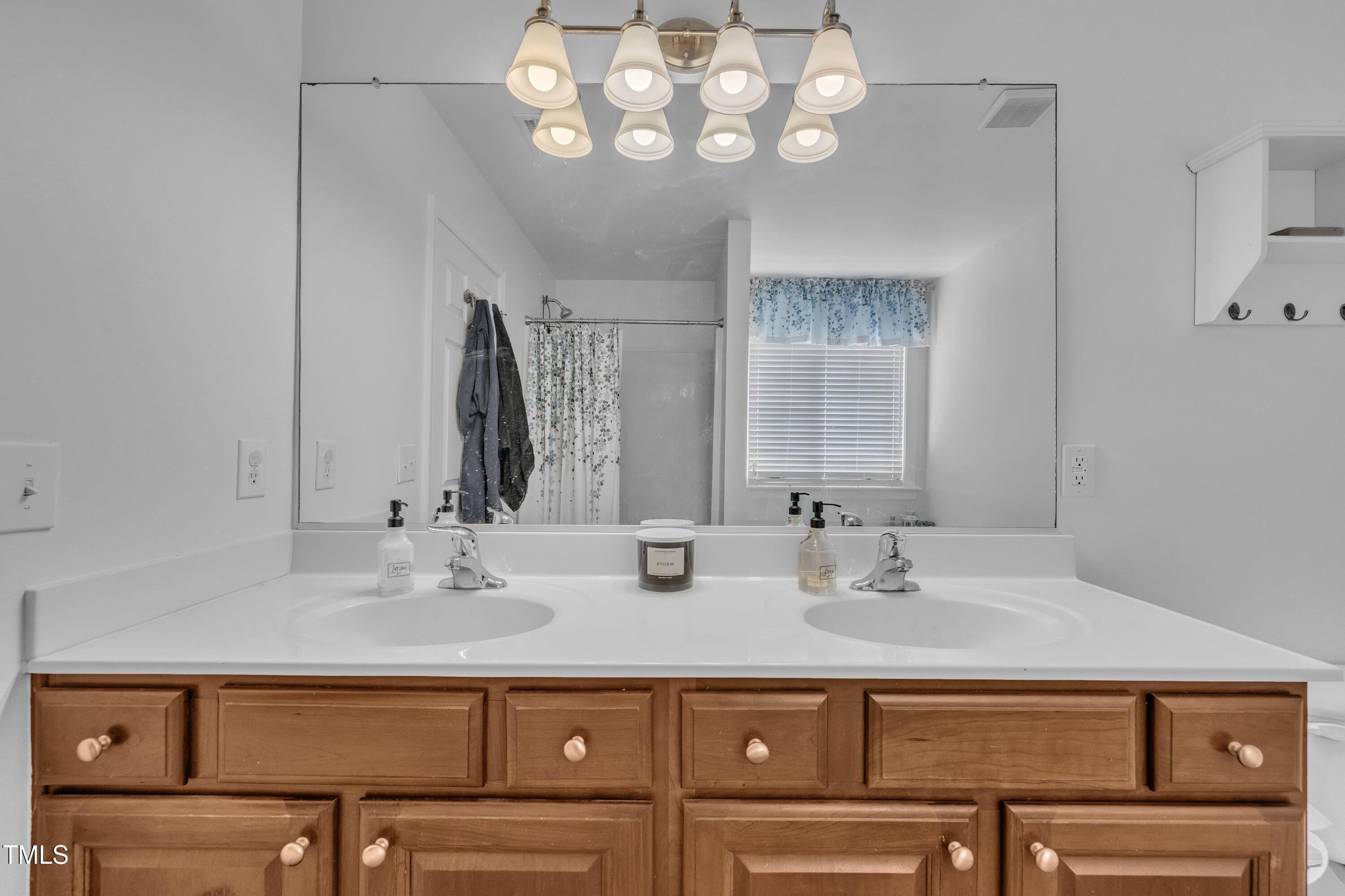 10638 Cardington Lane Raleigh, NC 27614 - Photo 32 of 59 34-10638 Cardington Ln-28