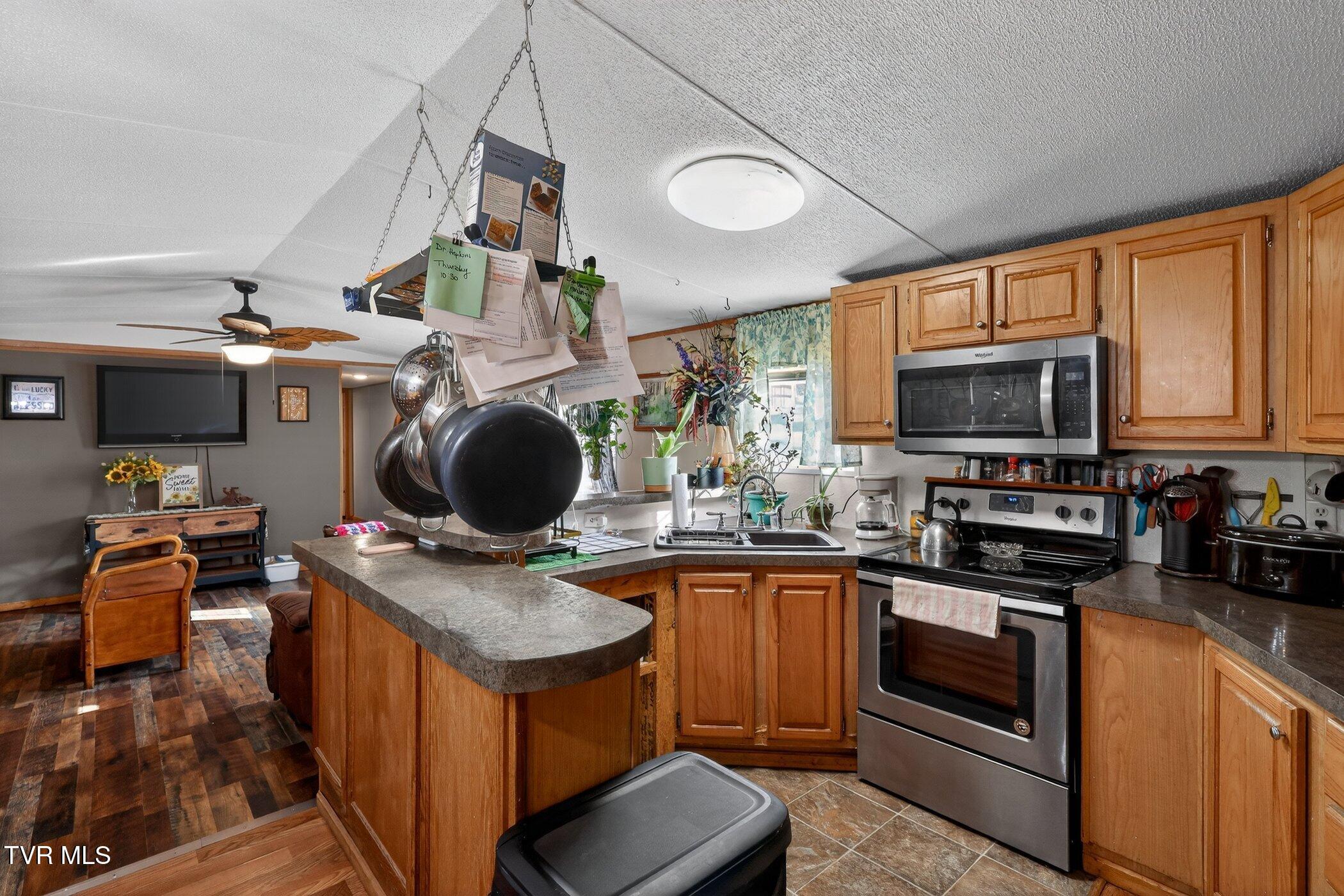 393 Meadow Creek Road Bristol, TN 37620 - Photo 8 of 41 393-Meadow-Creek-Rd-WindowStill-Real-Est