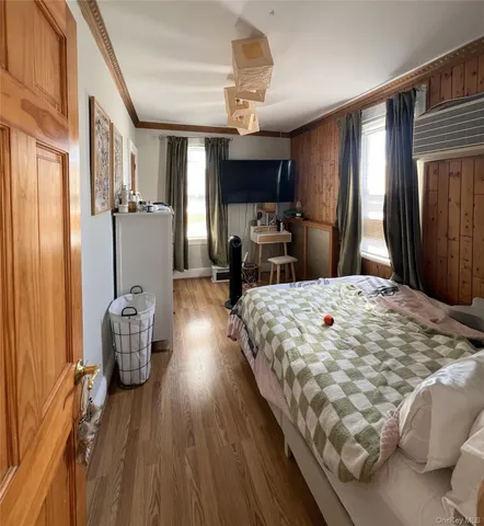 $959,000 | 61-27 62nd Street | Middle Village