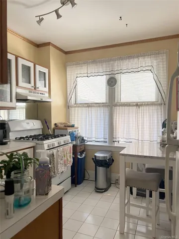 $959,000 | 61-27 62nd Street | Middle Village