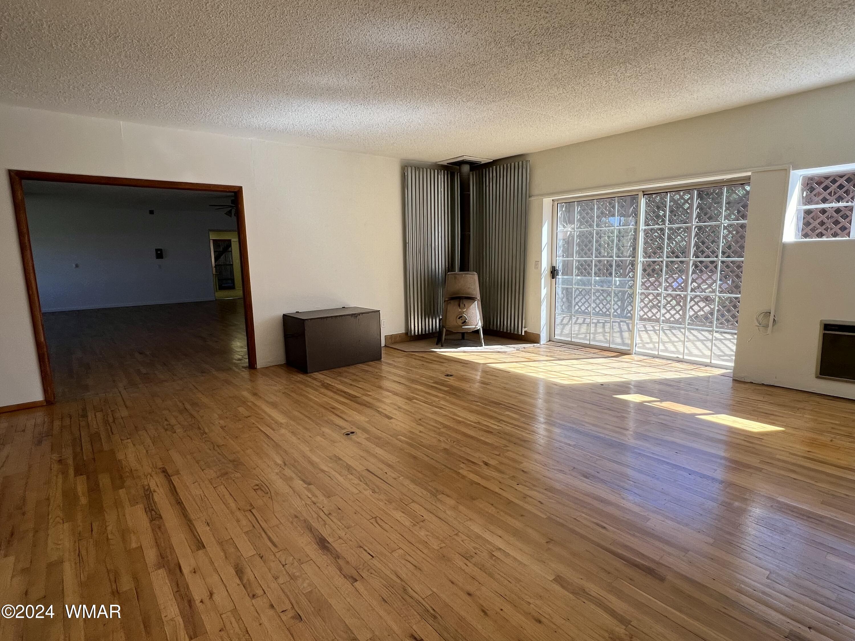 319 East Main Street Springerville, AZ 85938 - Photo 2 of 14 tempImagesLjW0Z