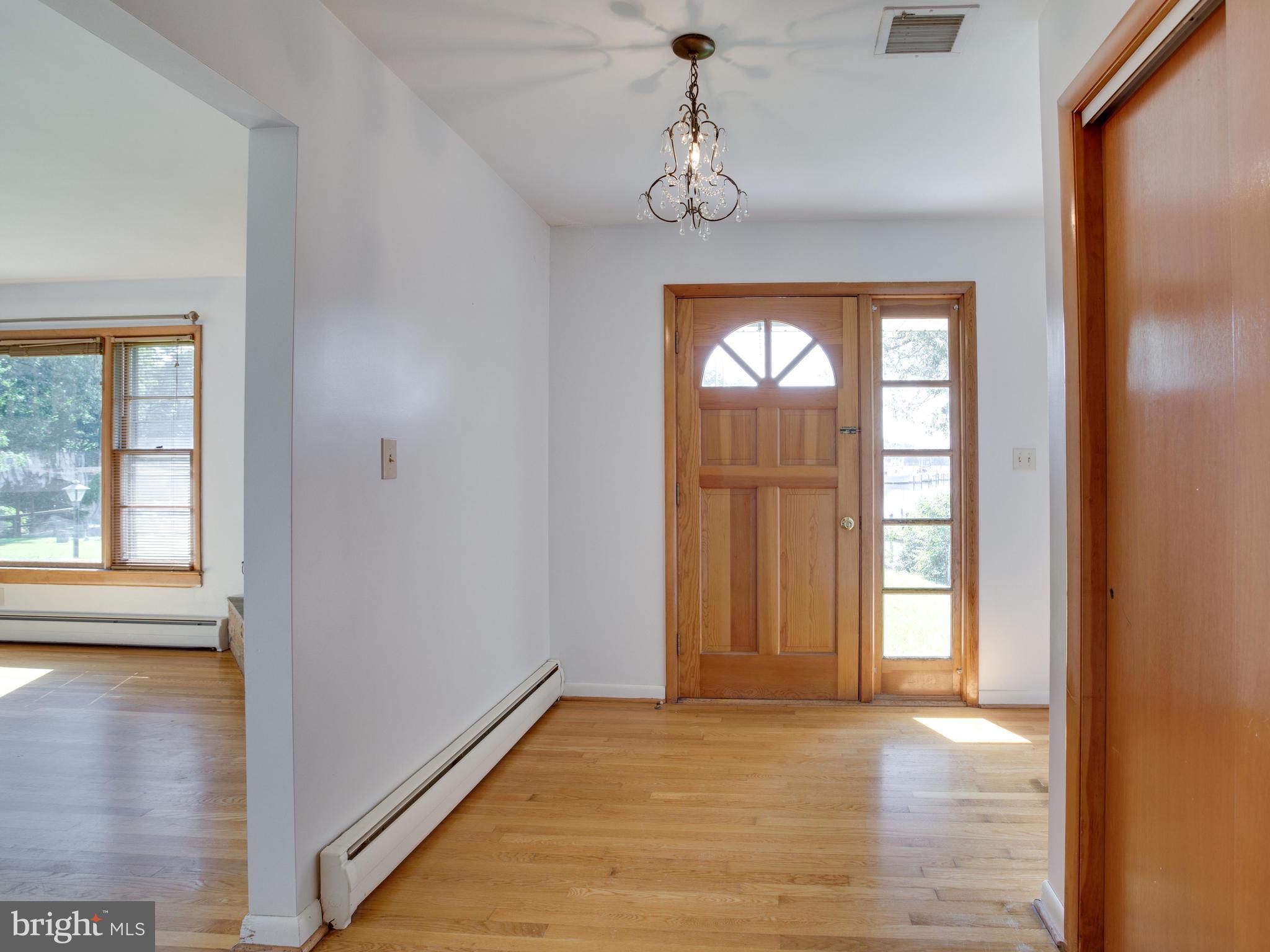 13750-h G H G Trueman Road Solomons, MD 20688 - Photo 11 of 48 foyer