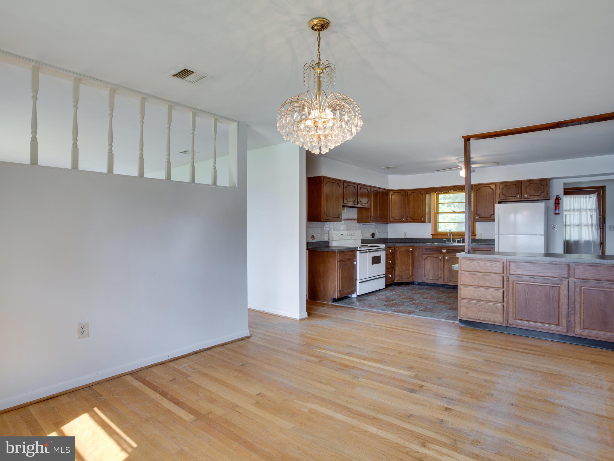 13750-h G H G Trueman Road Solomons, MD 20688 - Photo 17 of 48 dining room and kitchen