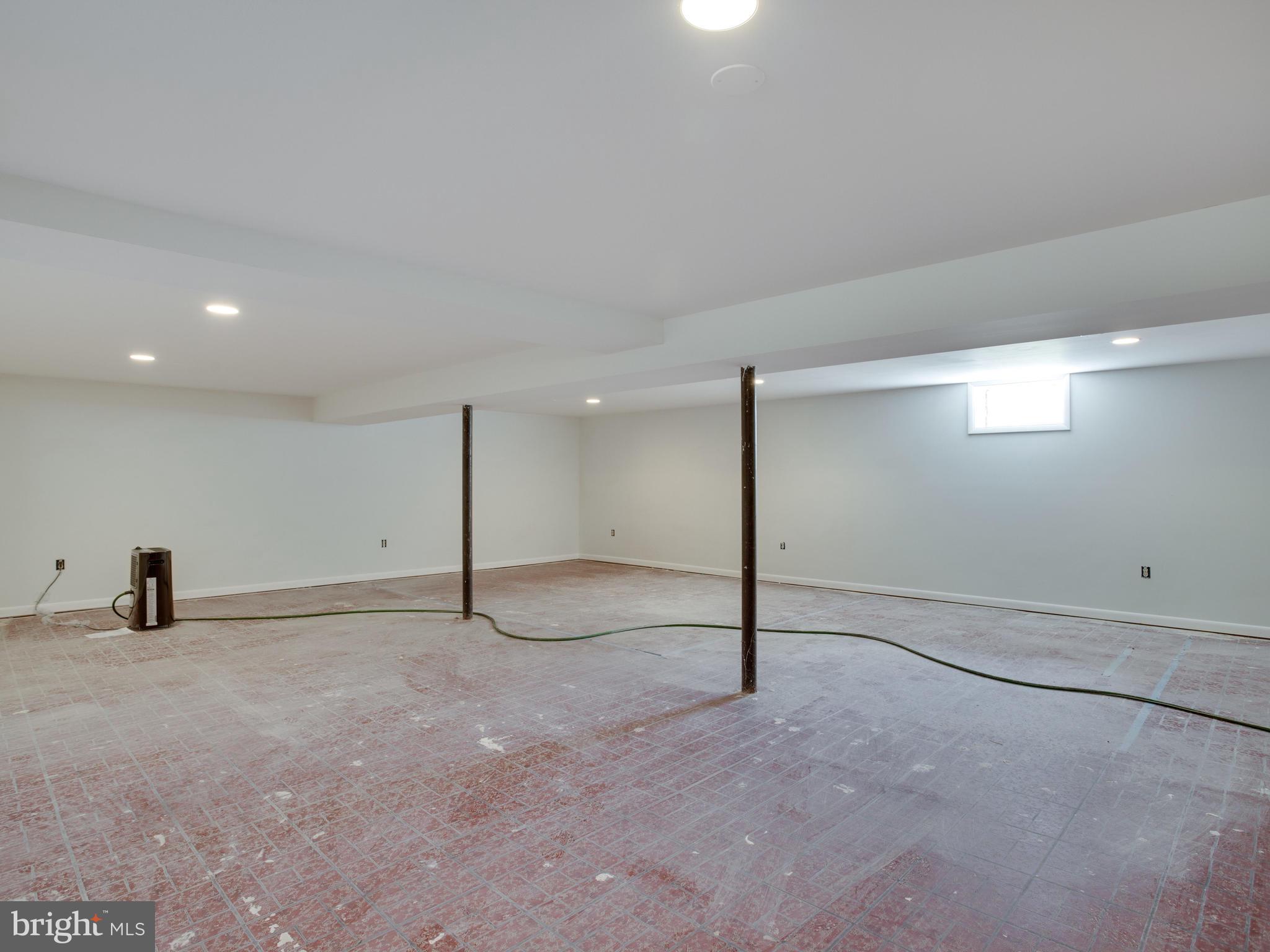 13750-h G H G Trueman Road Solomons, MD 20688 - Photo 28 of 48 lower level rec room