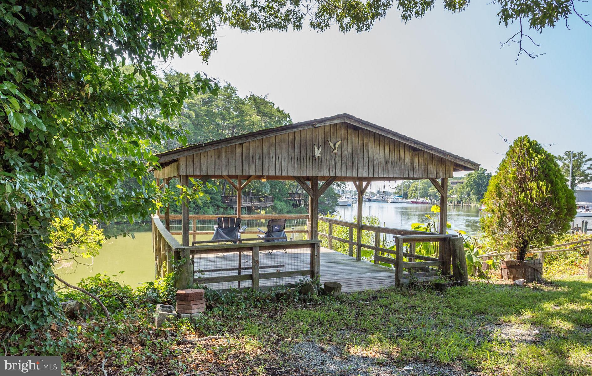 13750-h G H G Trueman Road Solomons, MD 20688 - Photo 34 of 48 gazebo over the water