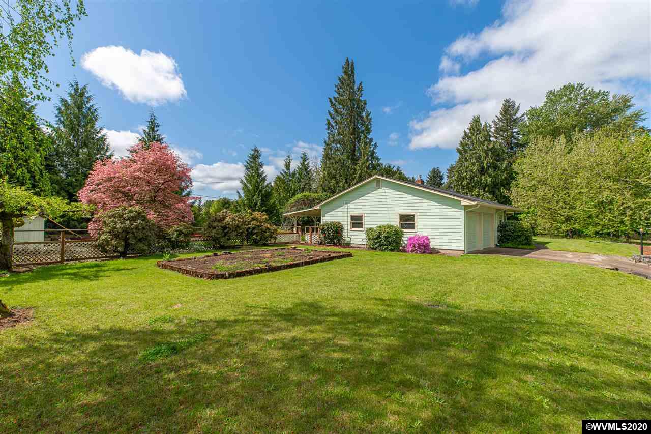 904 Northeast 13th Avenue Albany, OR 97321 - Photo 24 of 34