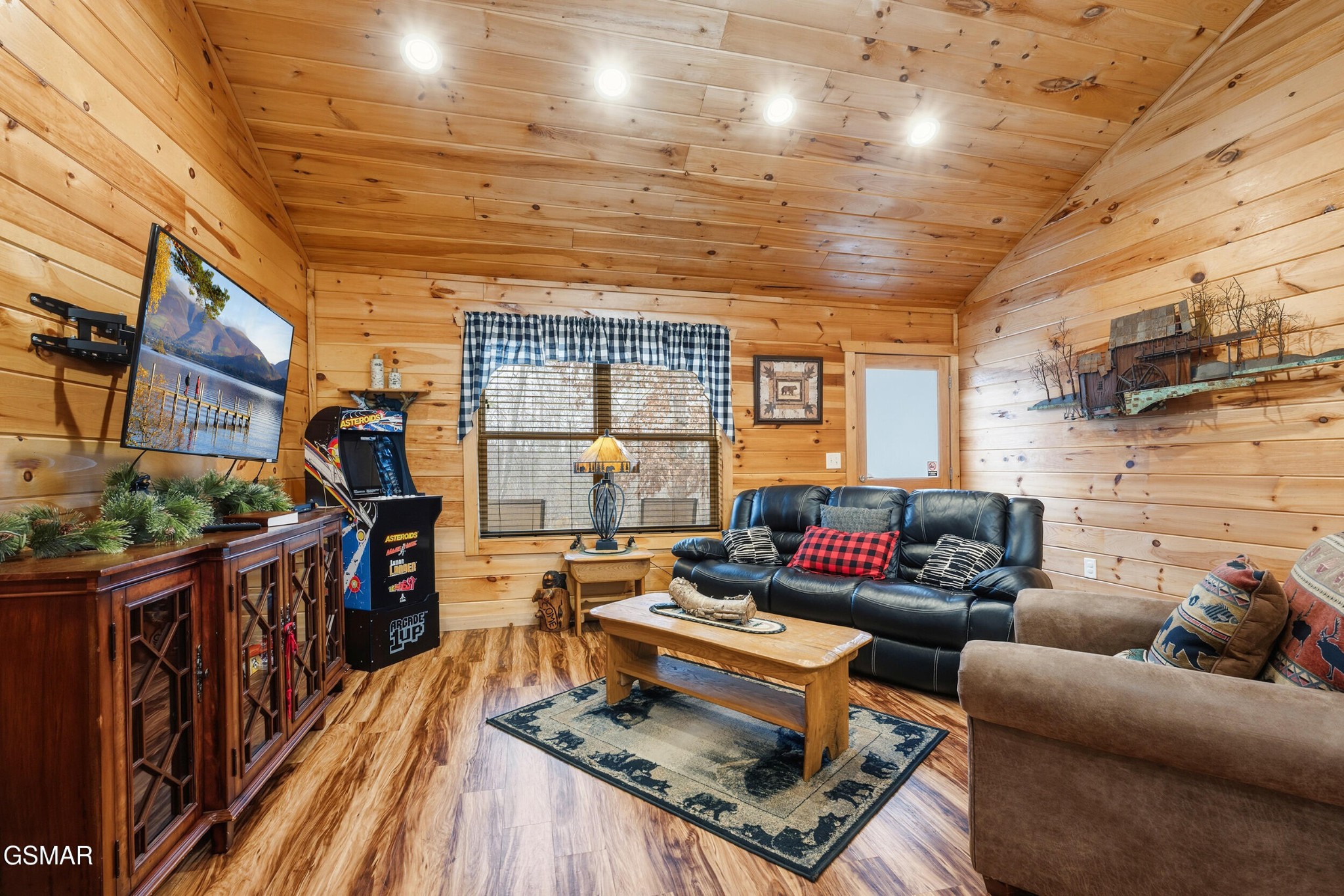 2756 Murray Ridge Road Sevierville, TN 37876 - Photo 3 of 27