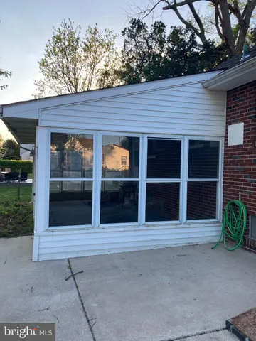 $332,000 | 288 Creek Road, Bellmawr, NJ 08031