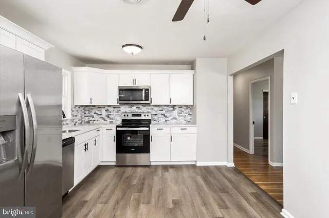 $332,000 | 288 Creek Road, Bellmawr, NJ 08031