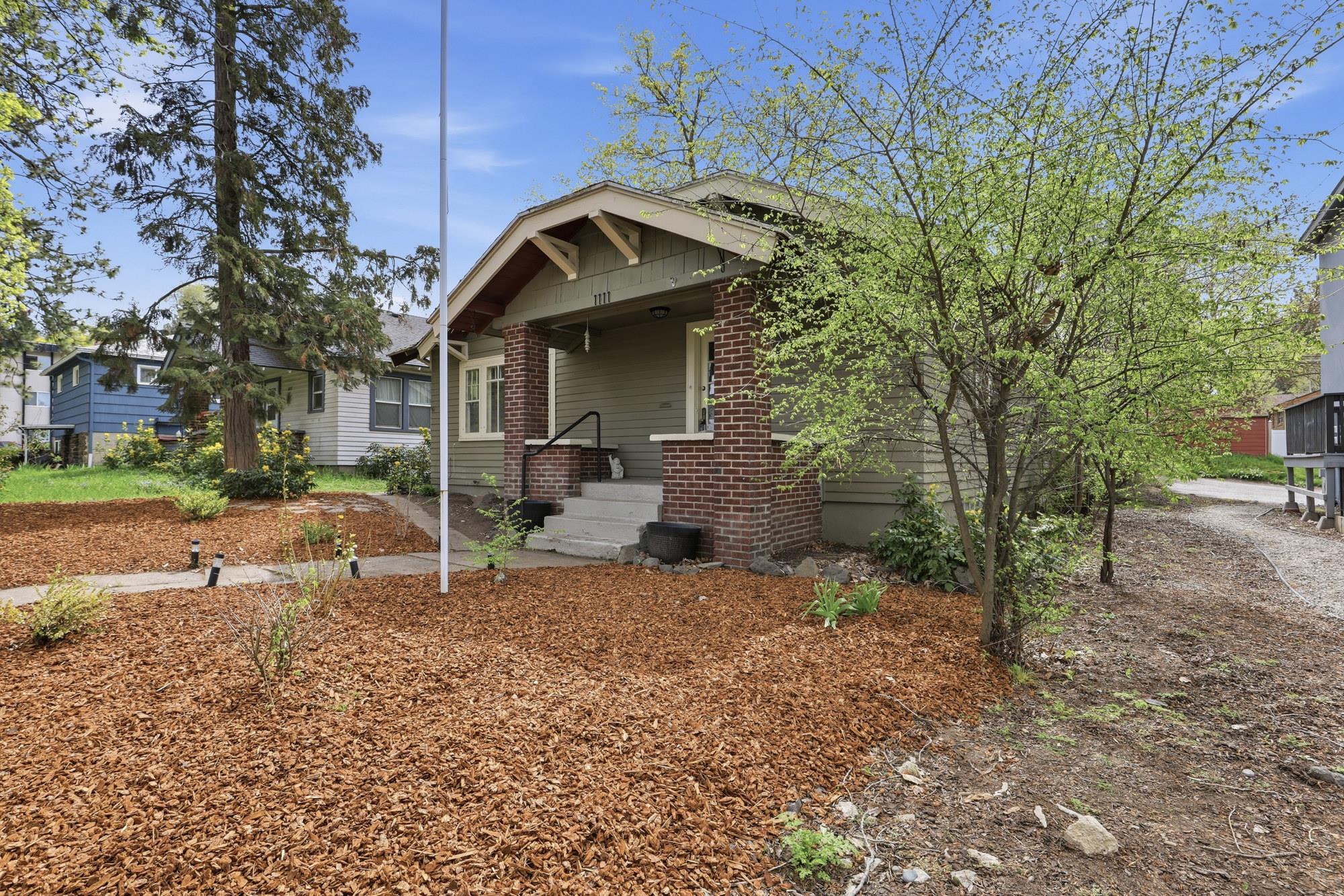 1111 West 11th Avenue Spokane, WA 99204 - Photo 2 of 40