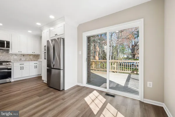 $699,000 | 7800 Solomon Seal Drive, Springfield, VA 22152