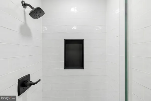 $699,000 | 7800 Solomon Seal Drive, Springfield, VA 22152