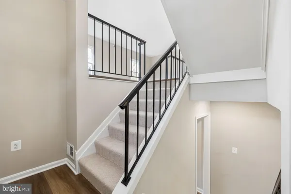 $699,000 | 7800 Solomon Seal Drive, Springfield, VA 22152