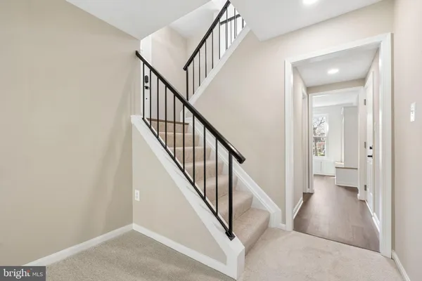 $699,000 | 7800 Solomon Seal Drive, Springfield, VA 22152