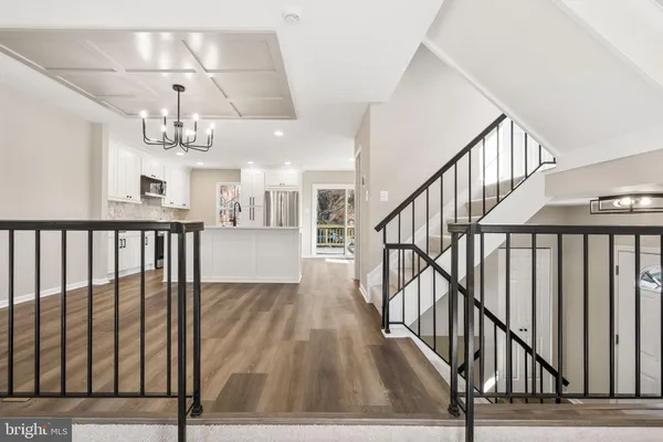 $699,000 | 7800 Solomon Seal Drive, Springfield, VA 22152