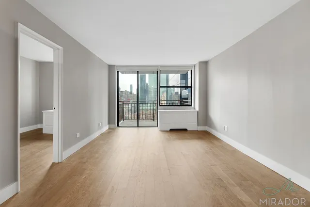 $5,800 | 330 East 39th Street, Unit 14L | Murray Hill