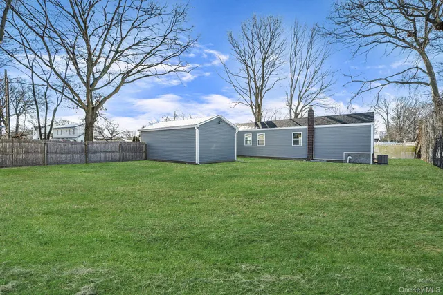 $619,000 | 96 Toomey Road, West Islip, NY 11795