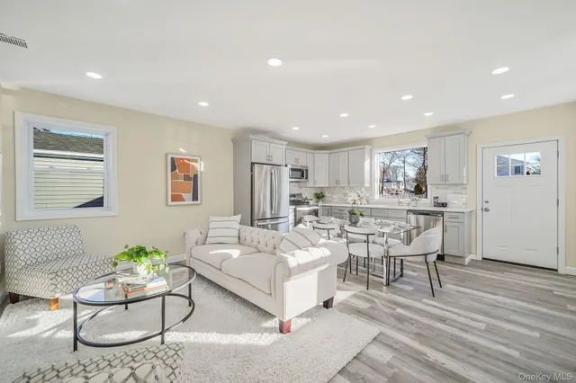 $619,000 | 96 Toomey Road, West Islip, NY 11795