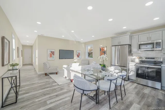 $619,000 | 96 Toomey Road, West Islip, NY 11795