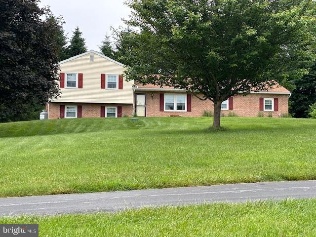 2591 Ridge Road Elverson, PA 19520 - Photo 2 of 33 Private Driveway