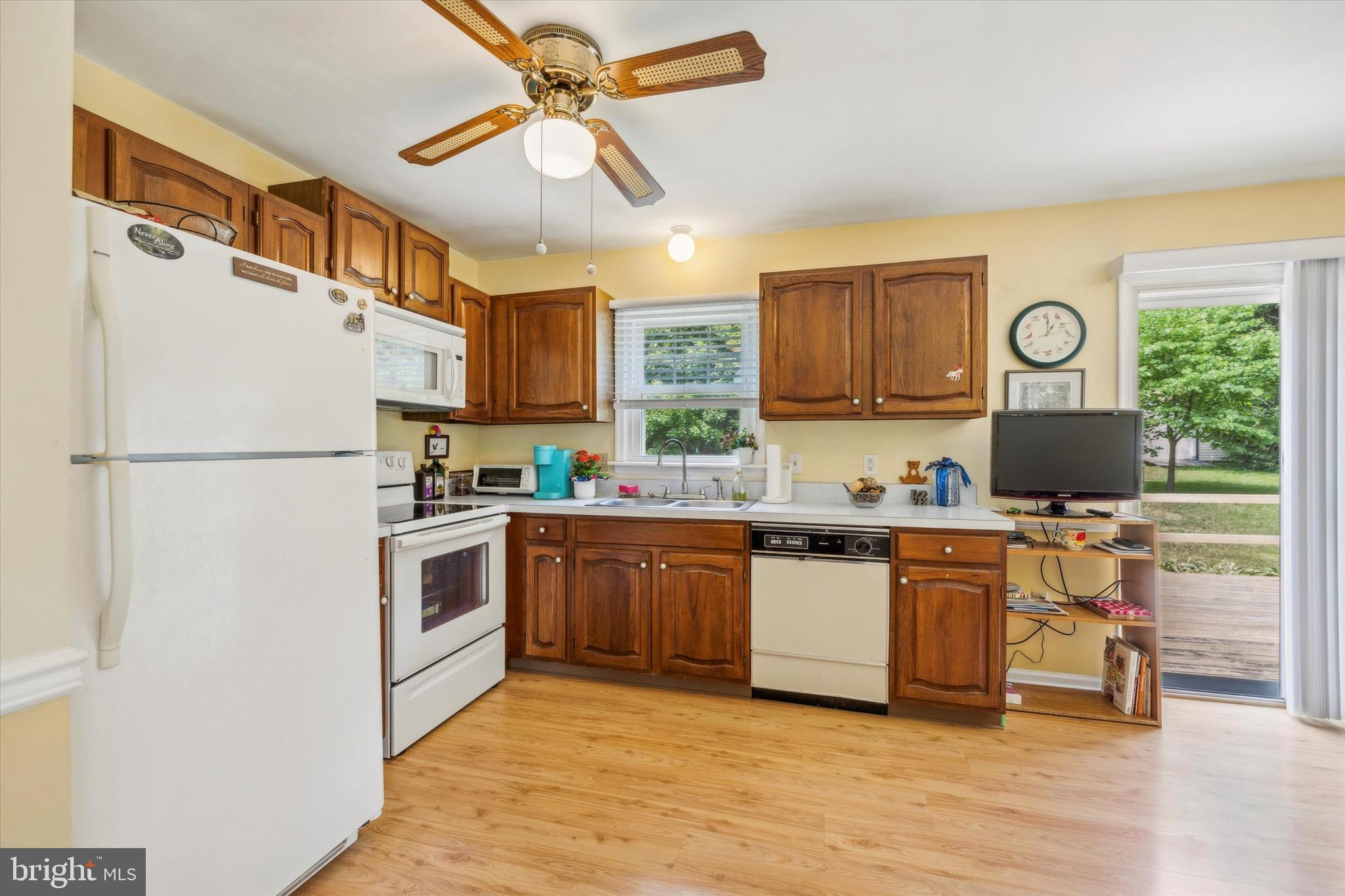 2591 Ridge Road Elverson, PA 19520 - Photo 10 of 33 Gallery Image 10
