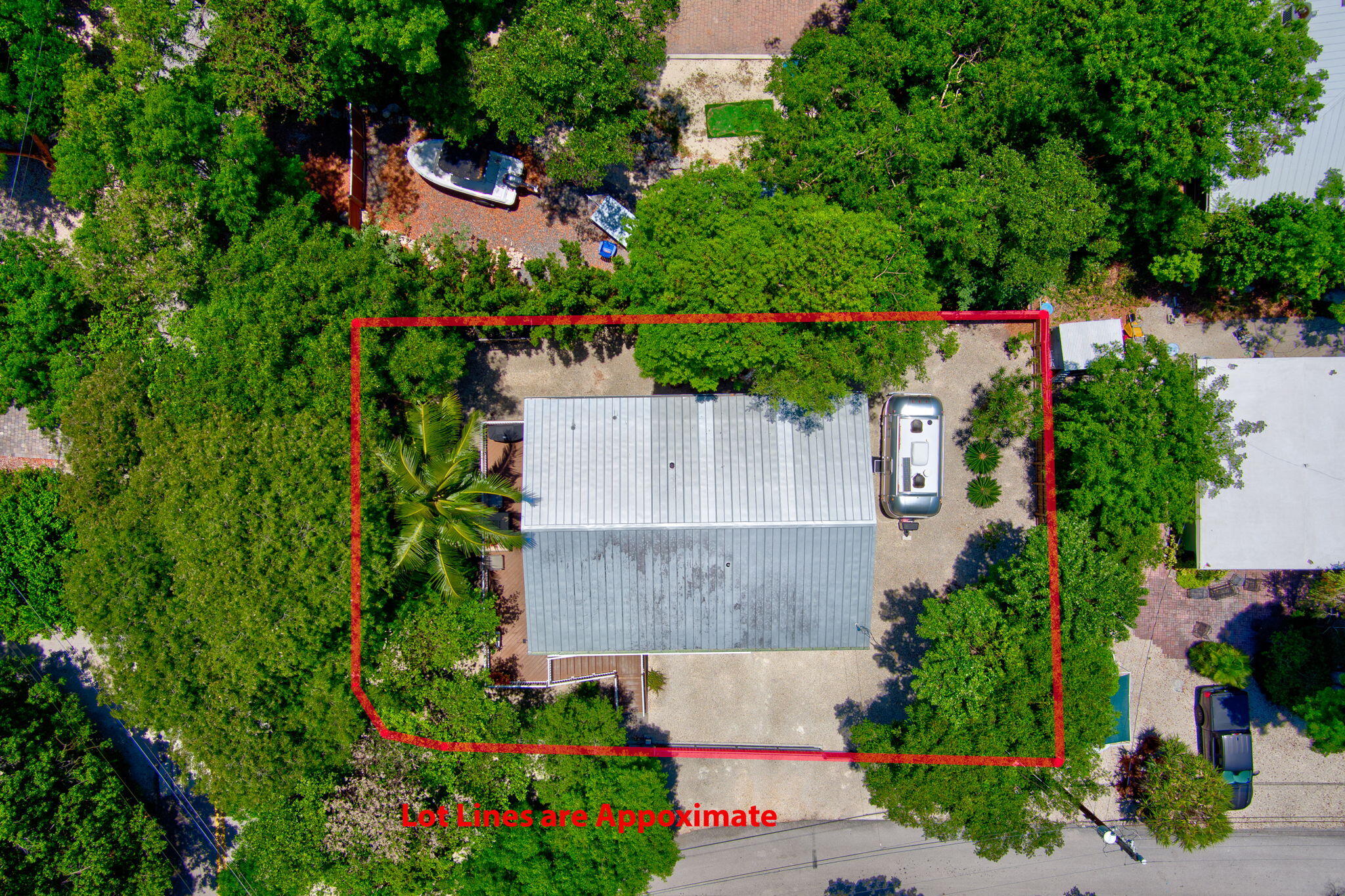 125 South Rolling Hill Road Tavernier, FL 33070 - Photo 39 of 48 an aerial view of a house