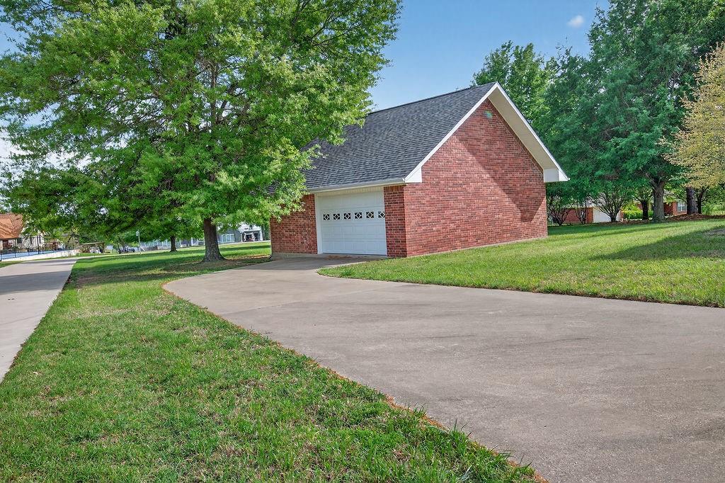 2436 Lakefront Shores Road Athens, TX 75752 - Photo 6 of 11