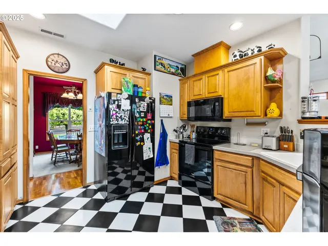 $639,900 | 4060 Mandy Avenue Southeast, Salem, OR 97302