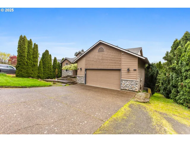 $639,900 | 4060 Mandy Avenue Southeast, Salem, OR 97302