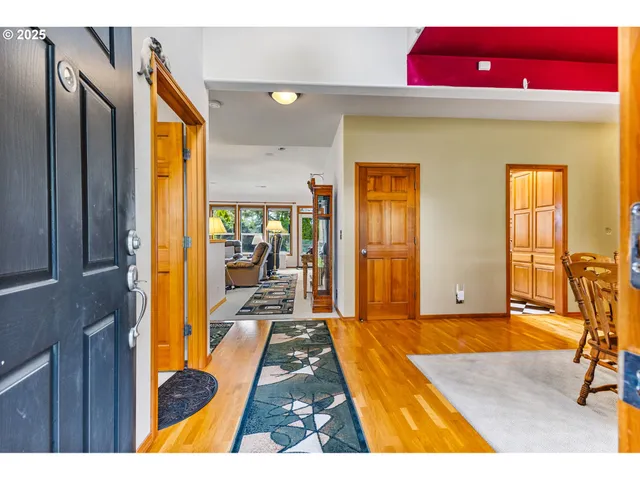 $639,900 | 4060 Mandy Avenue Southeast, Salem, OR 97302