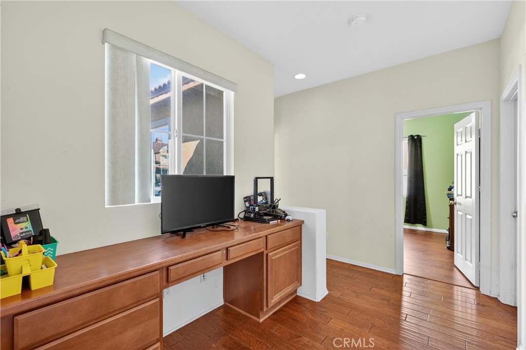 1929 English Oak Way Perris, CA 92571 - Photo 18 of 40