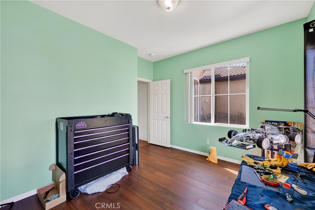 1929 English Oak Way Perris, CA 92571 - Photo 25 of 40
