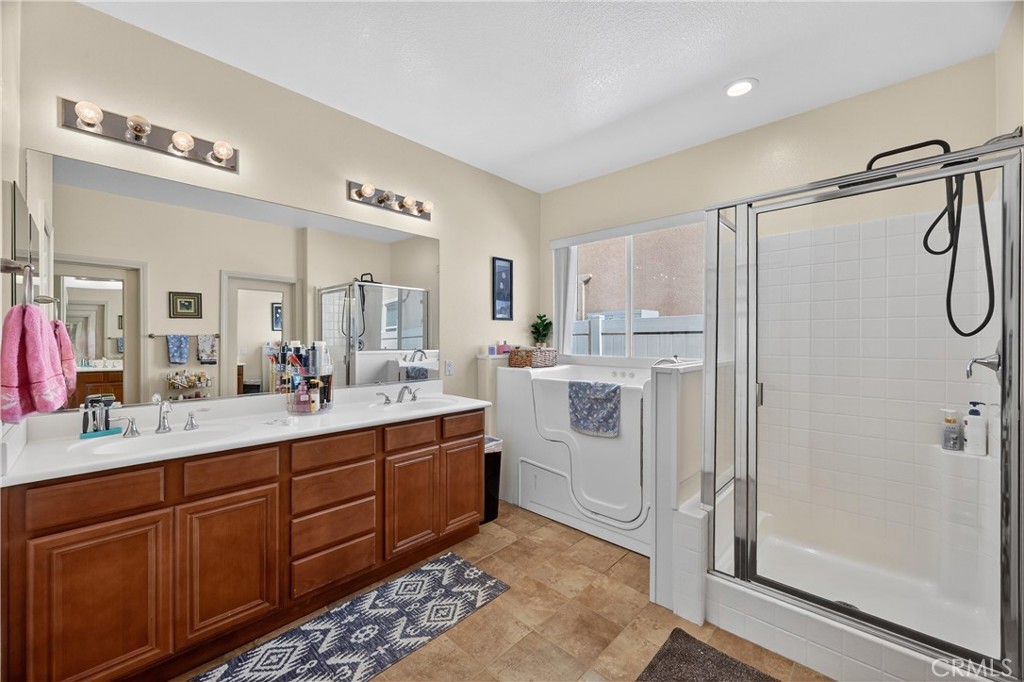 1929 English Oak Way Perris, CA 92571 - Photo 31 of 40