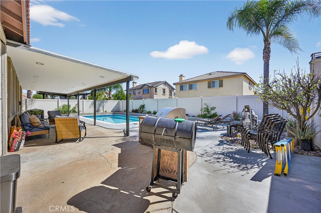 1929 English Oak Way Perris, CA 92571 - Photo 35 of 40