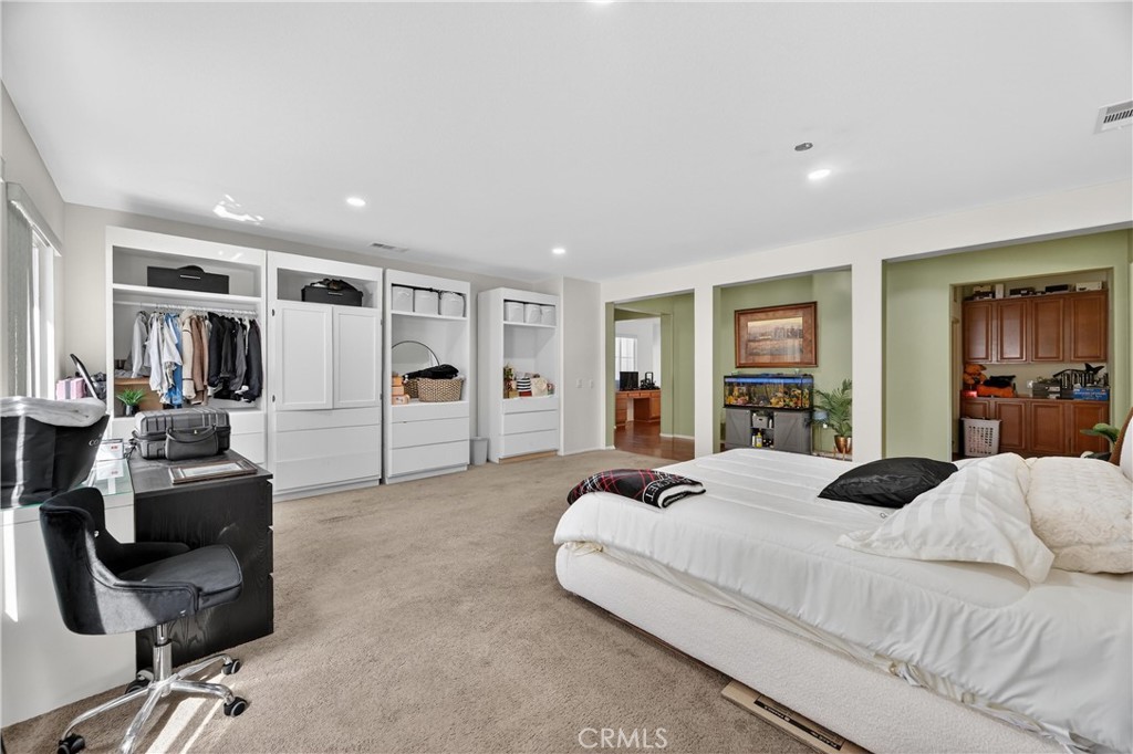 1929 English Oak Way Perris, CA 92571 - Photo 6 of 40