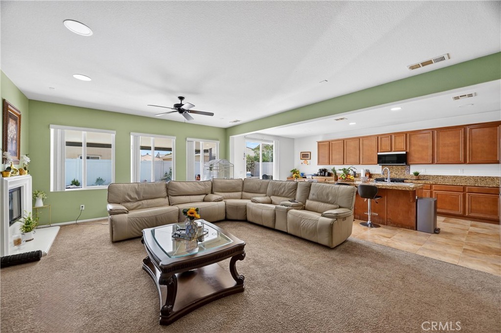1929 English Oak Way Perris, CA 92571 - Photo 10 of 40