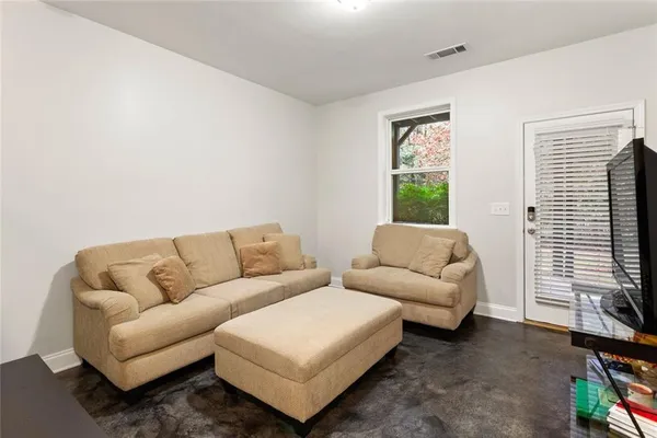 $3,500 | 4324 Laurel Creek Court Southeast, Smyrna, GA 30080