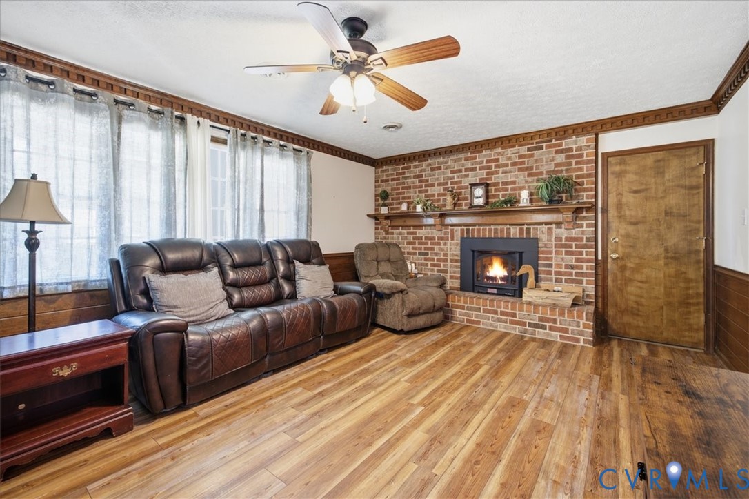 4709 Ridgecrest Lane Colonial Heights, VA 23834 - Photo 6 of 32