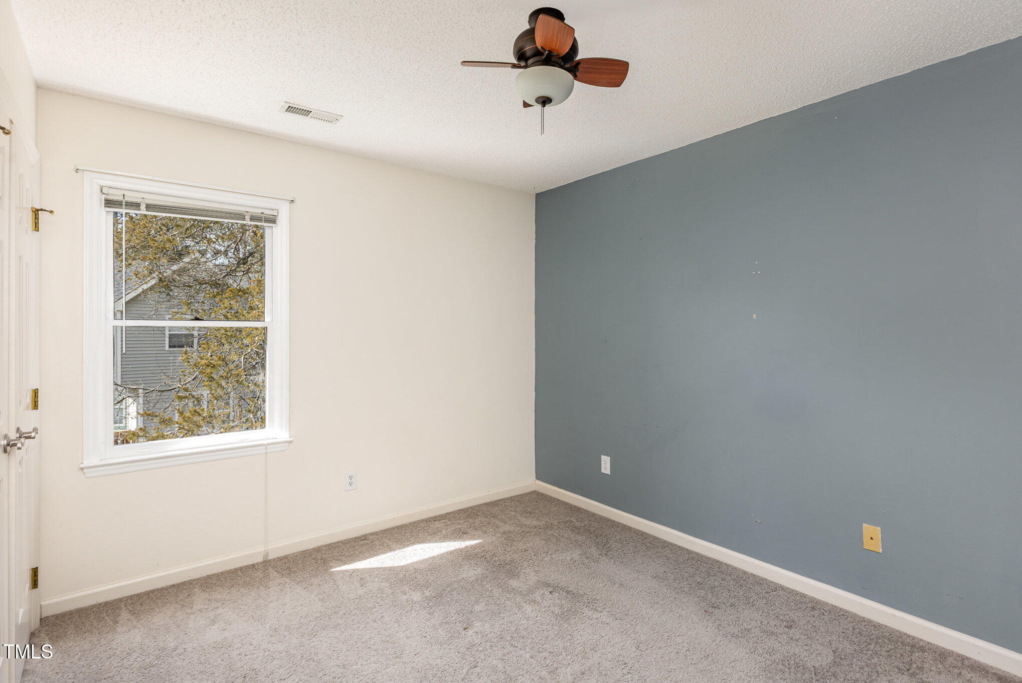 1040 Sheetbend Lane Raleigh, NC 27606 - Photo 15 of 38 017_bc4a2798-edit_484