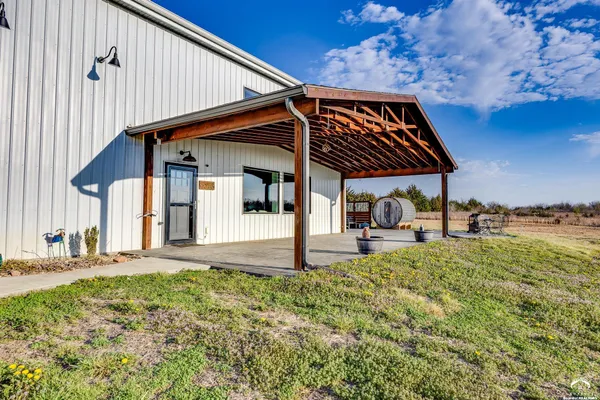 $797,900 | 6518 86th Street, Meriden, KS 66512