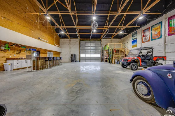 $797,900 | 6518 86th Street, Meriden, KS 66512