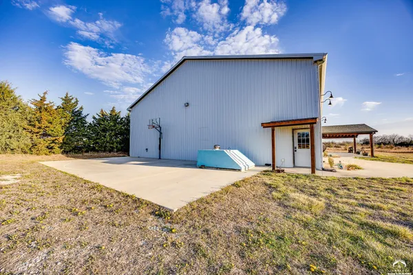 $797,900 | 6518 86th Street, Meriden, KS 66512
