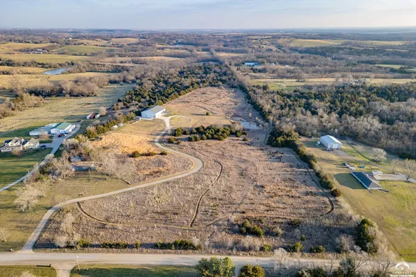 $797,900 | 6518 86th Street, Meriden, KS 66512