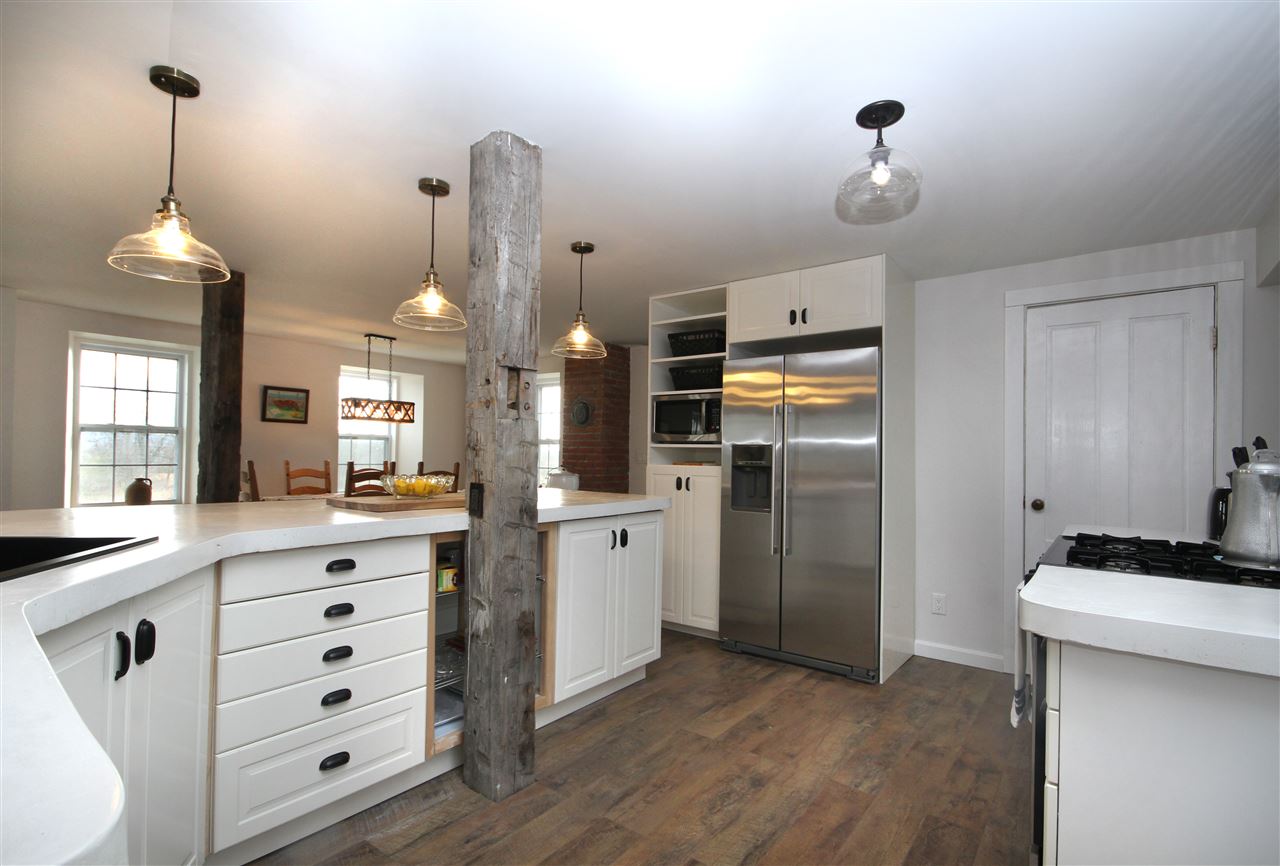 4686 Lake Street Addison, VT 05491 - Photo 10 of 34