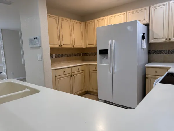 $2,900 | 3472 Commodore Court, West Palm Beach, FL 33411