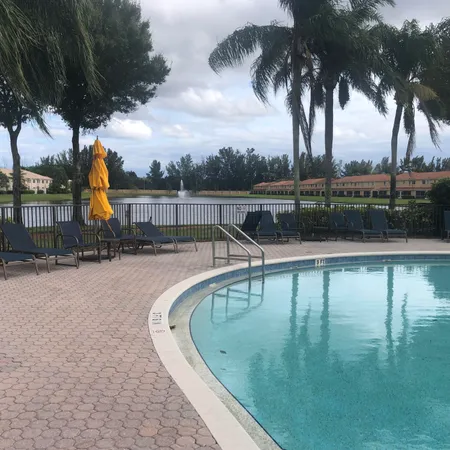 $2,900 | 3472 Commodore Court, West Palm Beach, FL 33411