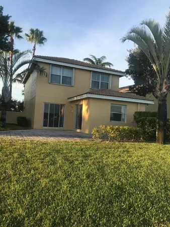 $2,900 | 3472 Commodore Court, West Palm Beach, FL 33411